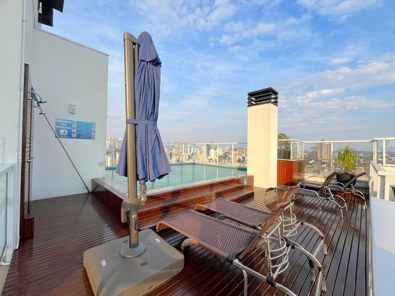 Apartamento para alugar com 2 dormitórios, 1 banheiro, 1 vaga de garagem e 89m² de área privativa no bairro Jardim Itália